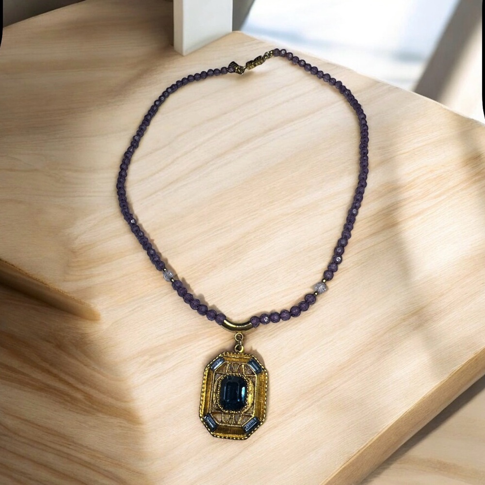 1928 Purple Beaded Necklace with Gold-tone Pendant and Blue Accent